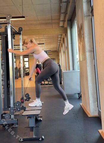 Full leaked Vallixpauline private onlyfans photo