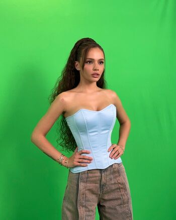 Full leaked Valya karnaval private onlyfans photo