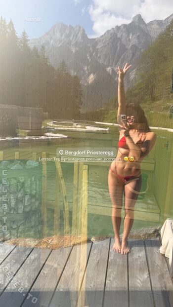 Full leaked Vanessa mai  page private onlyfans photo
