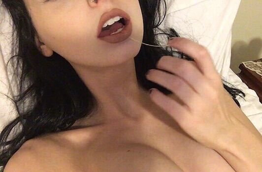 Full leaked Vanillla pussy private onlyfans photo