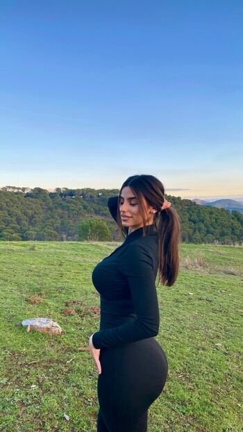 Full leaked Veeronr private onlyfans photo