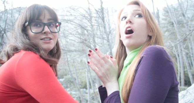 Velma & Daphne Cosplay