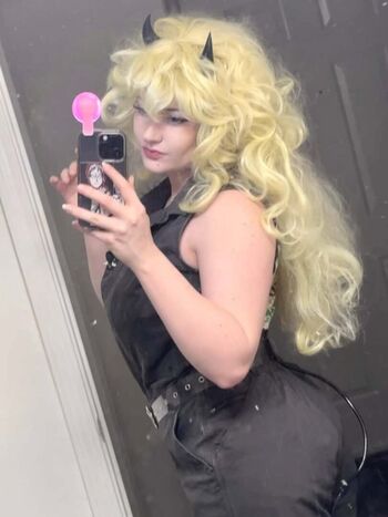 Full leaked Venom wifey private onlyfans photo