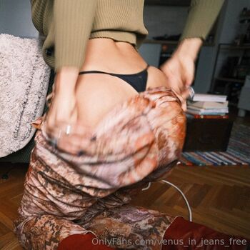 venus_in_jeans_free