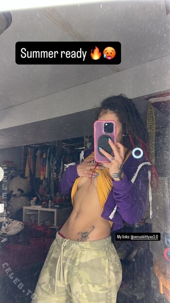 Full leaked Venuskittyxo private onlyfans photo