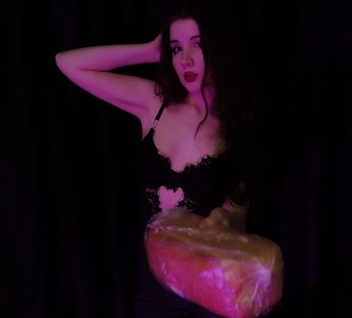 Full leaked Miloaholic/ private onlyfans photo