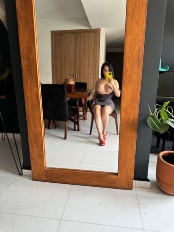 Full leaked Veronica flores private onlyfans photo