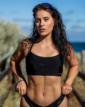Veronica Shenton