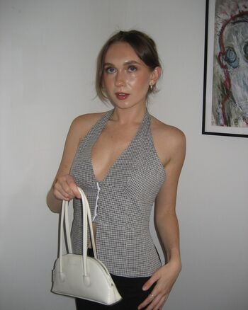 Veronika Slowikowska