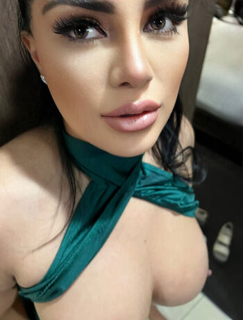 Full leaked Vianey frias private onlyfans photo