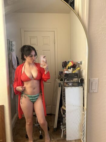 Full leaked Viannneyyyyy private onlyfans photo
