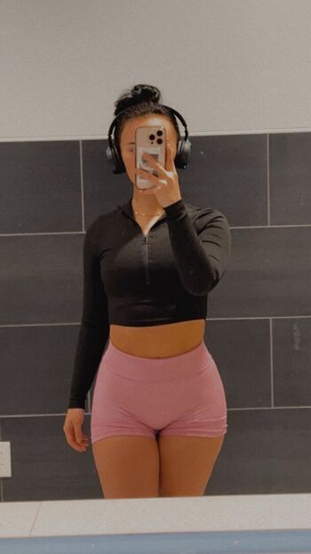 Full leaked Vibingvalentine private onlyfans photo