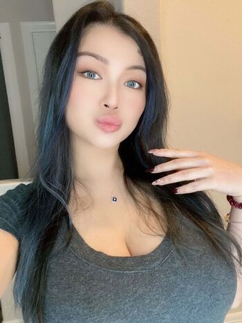Vickibaybeee