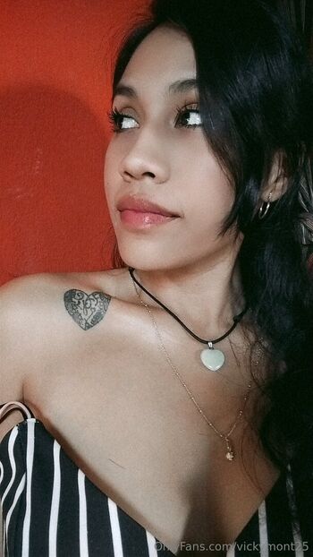 Full leaked Vickymont private onlyfans photo