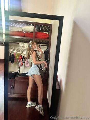 vickyrayy