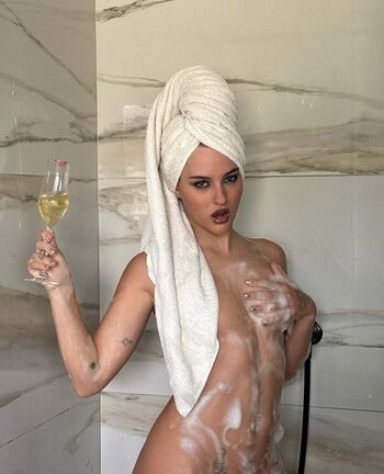 Full leaked Victoria de angelis private onlyfans photo