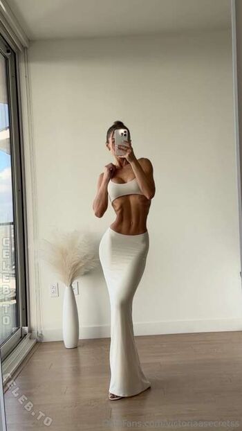 Full leaked Victoriaasecretss  page private onlyfans photo