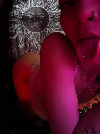 Full leaked Victoriatoosexcc private onlyfans photo