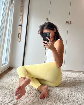 Full leaked Viennagirlnextdoor private onlyfans photo