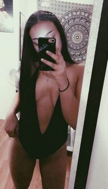 Full leaked Vierrasie private onlyfans photo