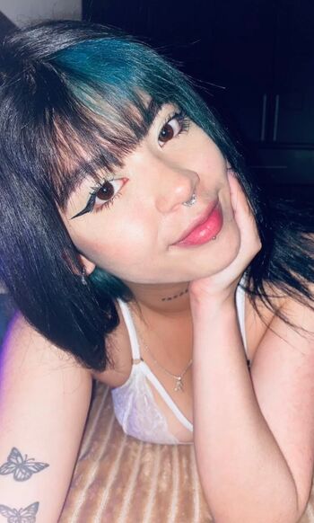 Full leaked Viioletaxxx private onlyfans photo