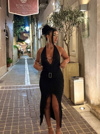 Full leaked Vinoschh private onlyfans photo