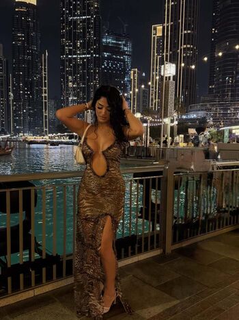 Full leaked Vinoschh private onlyfans photo