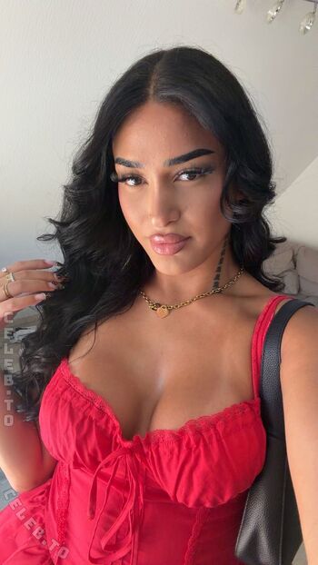 Full leaked Vinoschh private onlyfans photo
