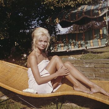 Full leaked Vintage starlets page private onlyfans photo