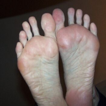 Violet's Toes (Violet's Perfect Feet