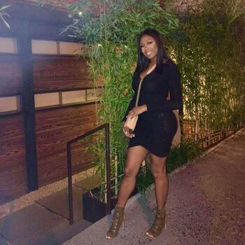 Full leaked Mia mayblack/ private onlyfans photo