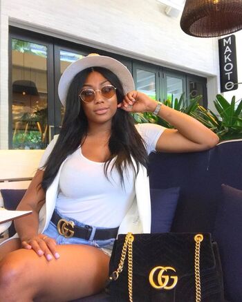 Full leaked Safeinsurrender/ private onlyfans photo