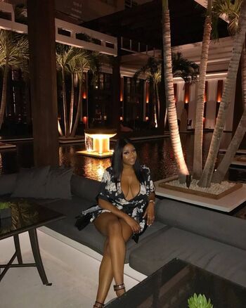 Full leaked Aurora fox/ private onlyfans photo