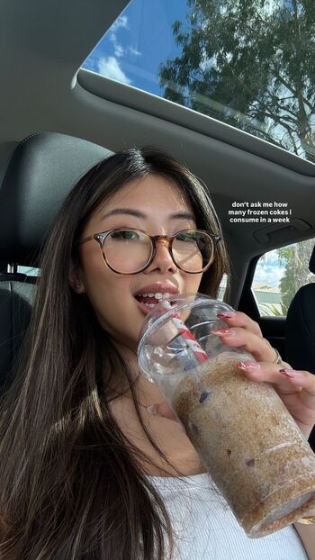 Full leaked Vivian marie wong private onlyfans photo