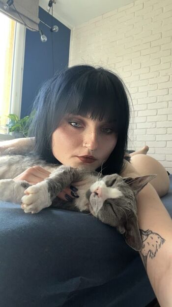 Full leaked Vivickivvv private onlyfans photo