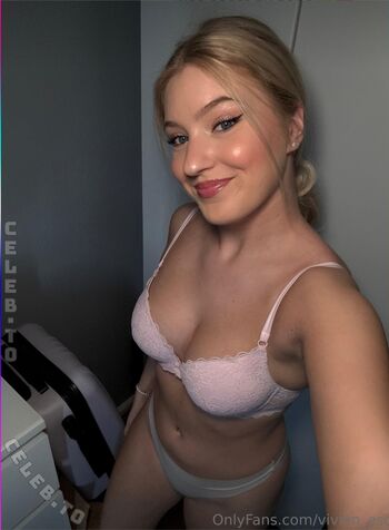 Vivien_esc