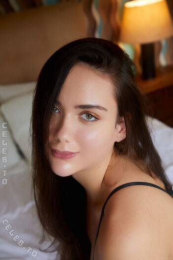 Full leaked Vixi rafi page private onlyfans photo