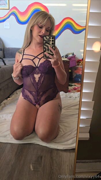 Full leaked Vixyy private onlyfans photo