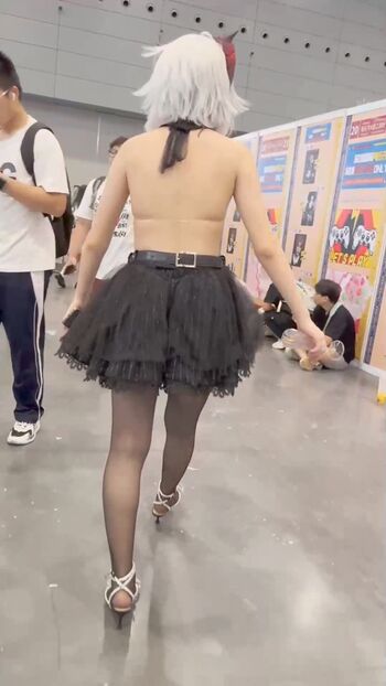 Voyeur Asian Pissing Toilet &Amp; Upskirts Only