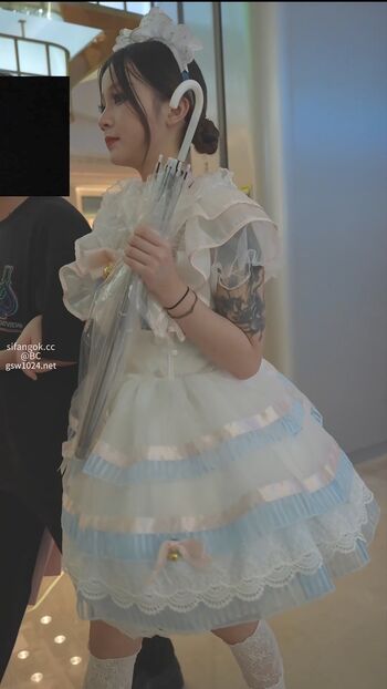 Voyeur Asian Pissing Toilet &Amp; Upskirts Only