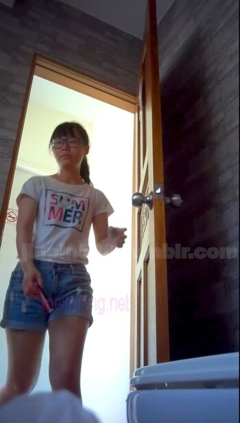 Voyeur Asian Pissing Toilet &Amp; Upskirts Only