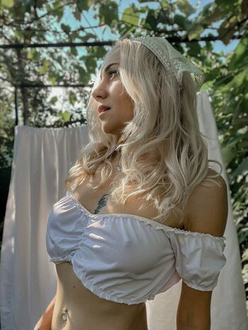 Full leaked Vrednashka private onlyfans photo