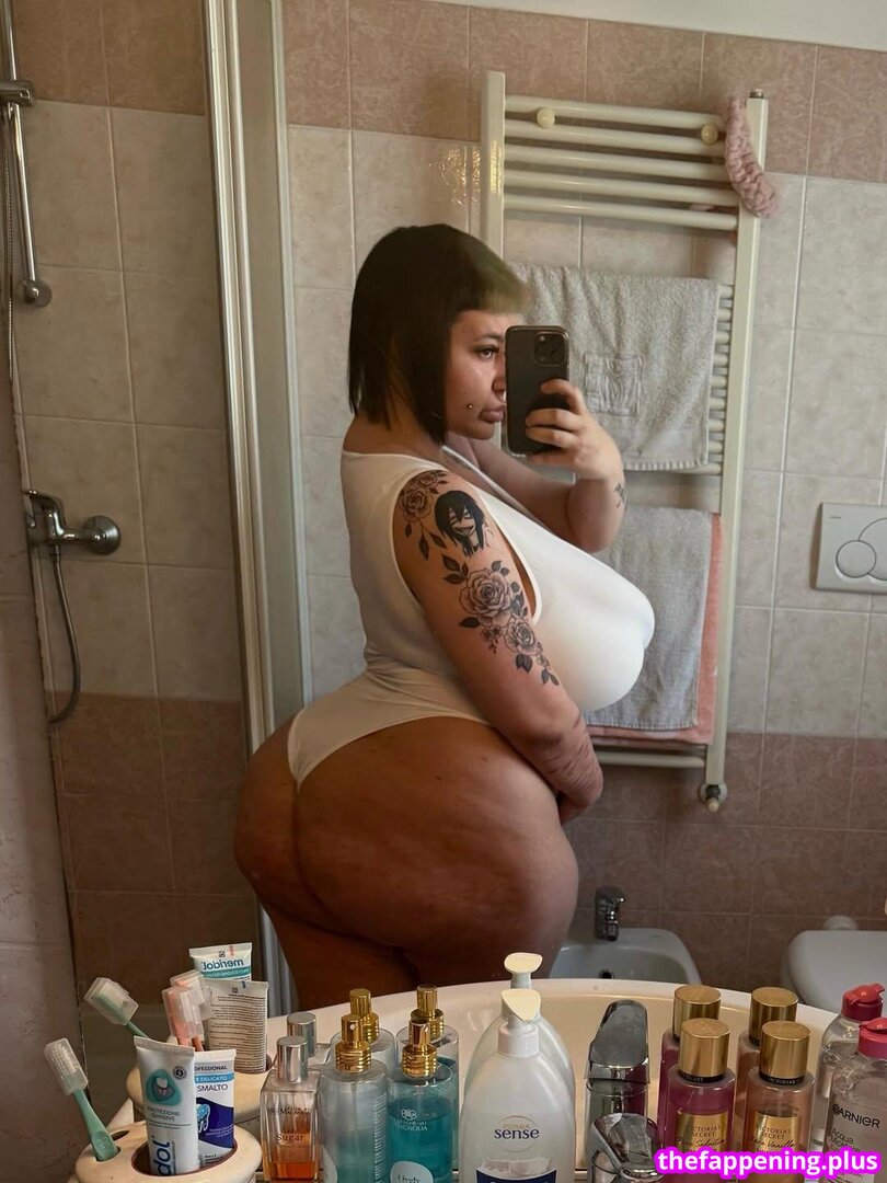 Mxmmytina / VVALENTINABONETALLI 누드 OnlyFans 사진 #136