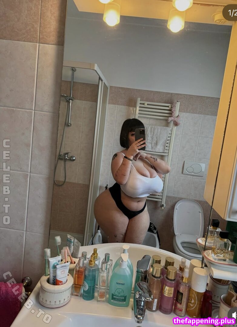 Mxmmytina / Vvalentinabonetalli Foto OnlyFans Desnuda #142