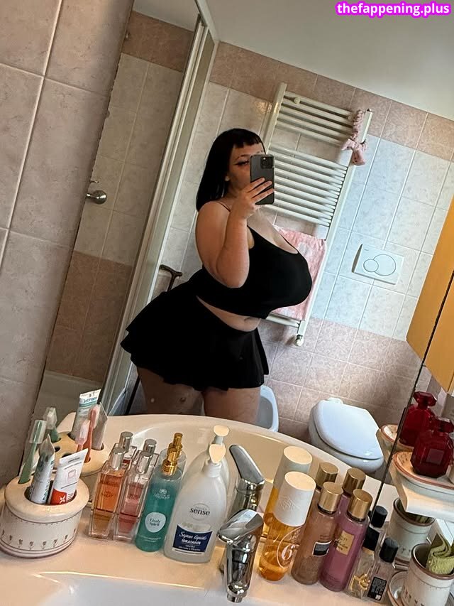 Mxmmytina / Vvalentinabonetalli 누드 OnlyFans 사진 #193