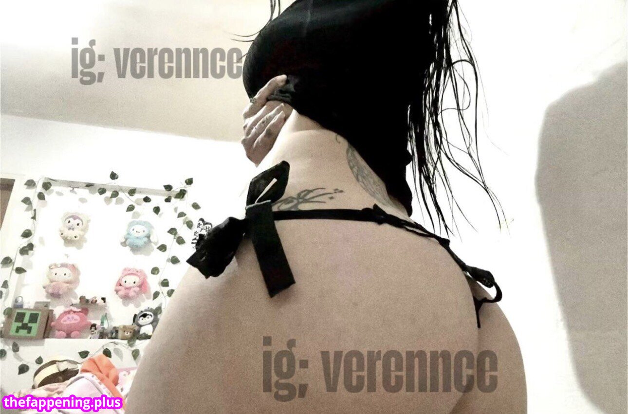 Vverence / away / https: / verennce Fotografie OnlyFans Dezbrăcată #14