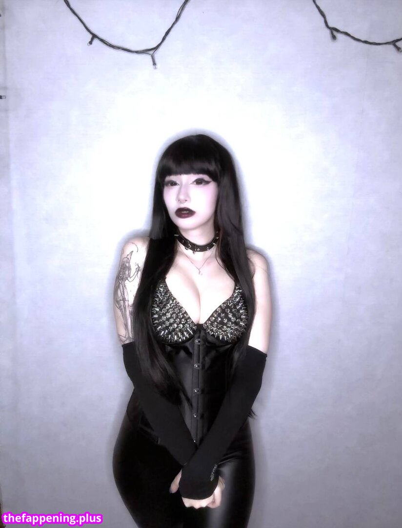 Parlament_vodka / Vvodochka / voddochka / voddochkaa 누드 OnlyFans 사진 #21