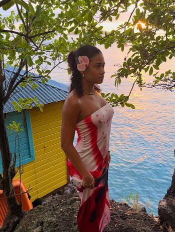 Full leaked Wahyne page private onlyfans photo