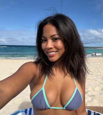 Full leaked Waiyi chan private onlyfans photo