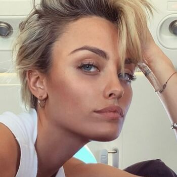 Wallis Day
